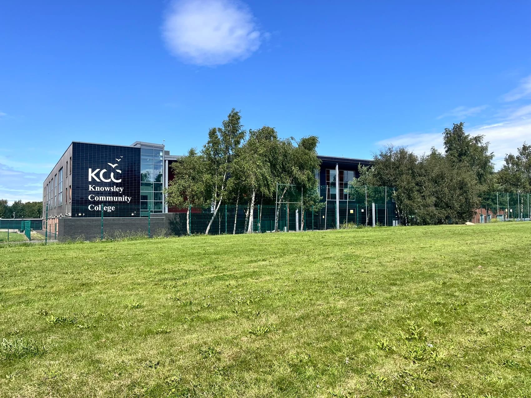 A picture of the main campus for Knowsley Community College located on Stockbridge Lane next to Hope Primary School.
